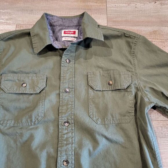 Wrangler Flex Comfort Short Sleeved Button Down Shirt Mens Size Small - Picture 2 of 7